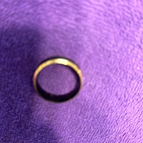 Men’s Black and Gold Ring - Picture 4 of 4